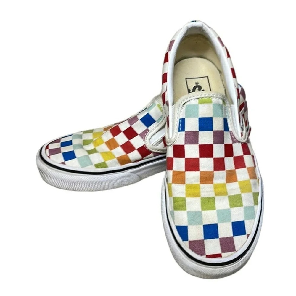 VANS Off the Wall Classic Skate Multicolored Slip on Sneaker Men's 4.5 Women's 6
